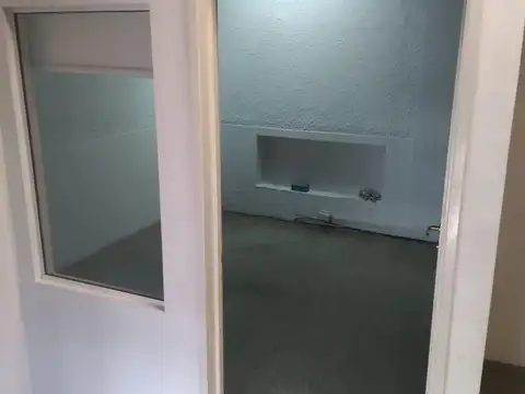Local en alquiler en Escobar - Spadaccini 1165
