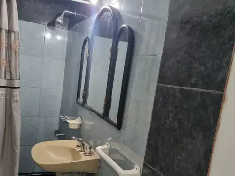 Casa en Alquiler con 1 cochera