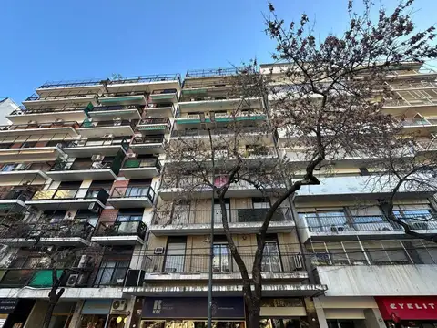 Venta de Departamento 3 amb con Balcón Caballito Av. La Plata y Rivadavia