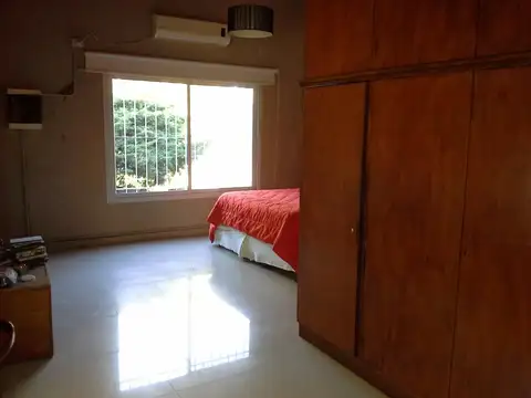 Casa en Venta en Ituzaingo, USD 400.000