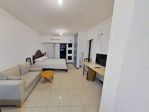 Monoambiente 30 m² Frente, Balcón, Moderno