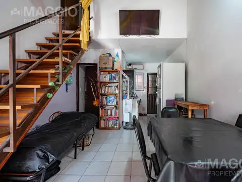 Depto Tipo Casa 2 ambientes con 1 baño