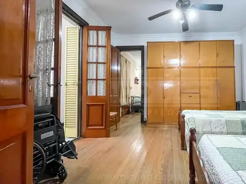 Casa 4 ambientes con 1 baño