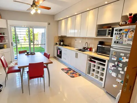 Casa en Venta en Florida Mitre/Este, USD 370.000