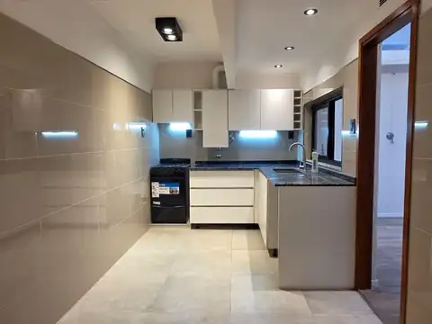 Departamento 1 dormitorio con comodín + patio