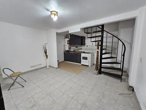 Departamento 2 Ambientes en Dúplex, Complejo con Pileta y Amenities