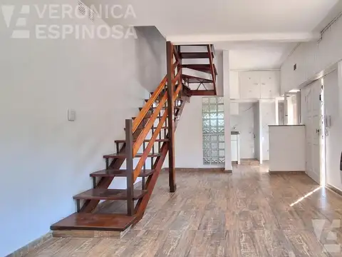 PH Independiente tres ambientes Venta Moron