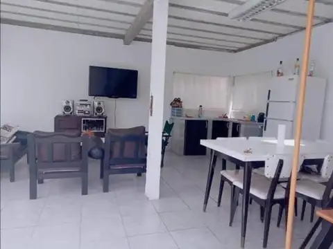 VENTA CASA 3 AMBIENTES EN B° CERRADO "LA FIACA" EN MORENO