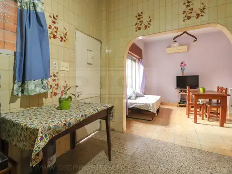 Casa 3 ambientes con 1 baño