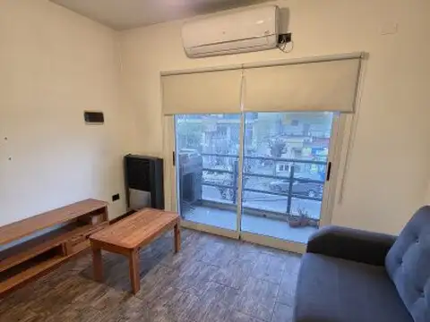 Departamento de 3 ambientes con playroom y cochera en Alquiler, Excelente estado en San Justo....