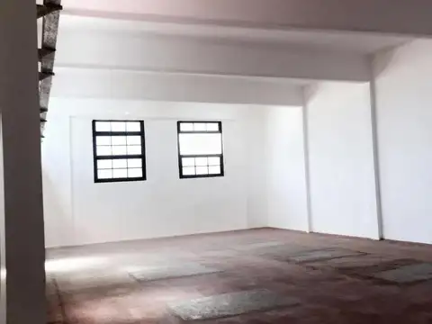 Galpon en Alquiler en Villa Lynch, $ 8.500.000