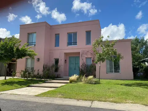 Alquiler Temporal Casa 5 Amb a La Laguna barrio San Rafael Villanueva Tigre?