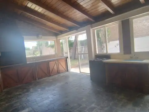 Venta casa Lomas Alberdi