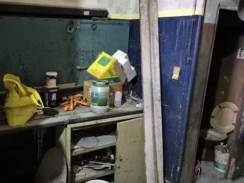 Local en Venta Via Púb.