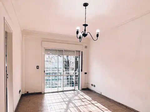 Avenida Lisandro De La Torre 900, Piso 1
