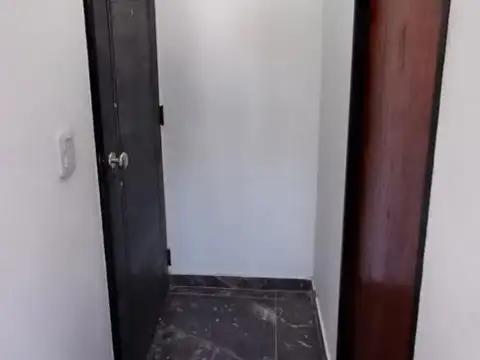 Depto Tipo Casa en Venta en Ramos Mejia, USD 55.000