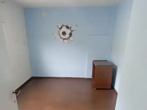 Depto Tipo Casa 4 ambientes con 2 baños
