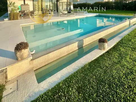 Casa en Venta de 5 dormitorios