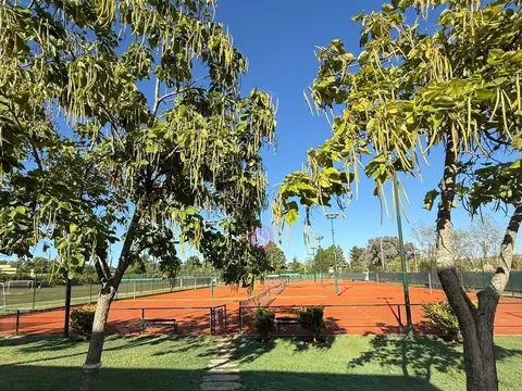Terreno en Venta en Ayres Plaza, USD 265.000