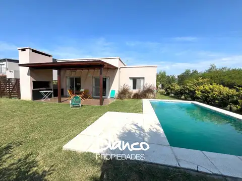 Casa  en Venta en Pilar del Este, San Alfonso, Pilar, G.B.A. Zona Norte