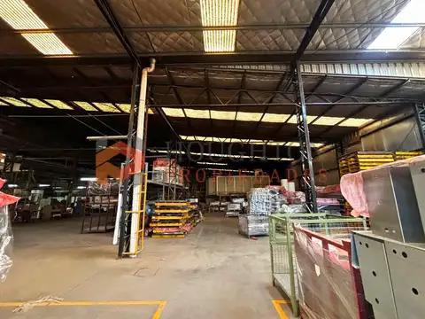 Galpón de 5.000 m2 Cubiertos en  Alquiler en Tortuguitas ZONA INDUSTRIAL