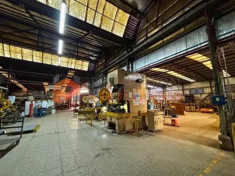Galpón de 5.000 m2 Cubiertos en  Alquiler en Tortuguitas ZONA INDUSTRIAL