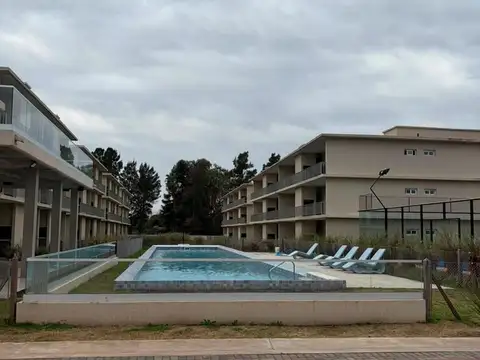 Departamento 2 ambientes en planta baja en Alquiler en Chic Village, La Lonja, Pilar