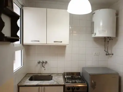 Falucho 2100