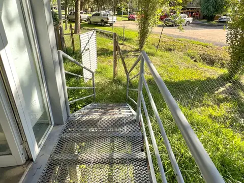 Comercial o Vivienda, Country Profesional y Avenida Argentina - Funes.