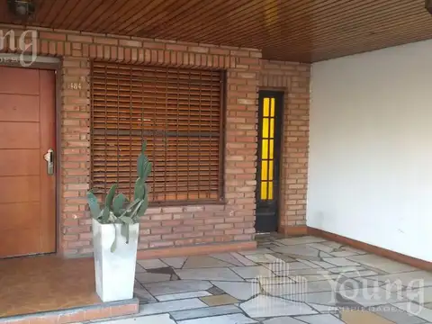Casa en Venta en Bernal Oeste, USD 180.000