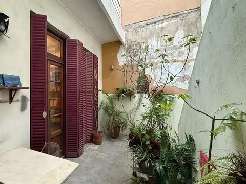 Depto Tipo Casa 3 ambientes con 2 baños