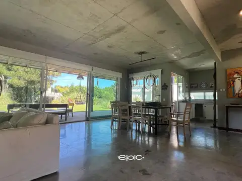 Casa en Venta en Costa Esmeralda, USD 320.000