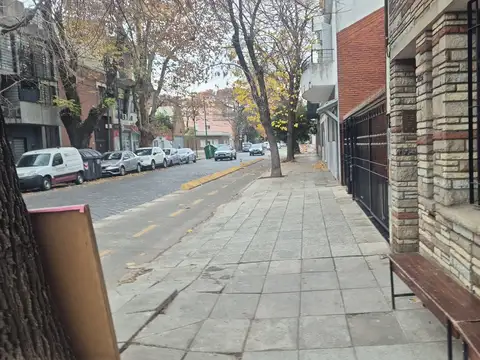 Local en Venta Via Pública