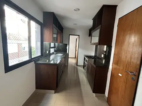Departamento en Alquiler con 1 cocheras