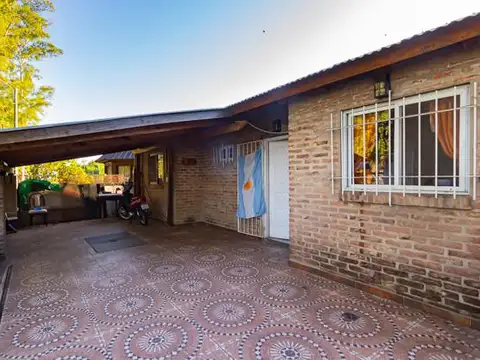 Casa 4 ambientes con 1 baño