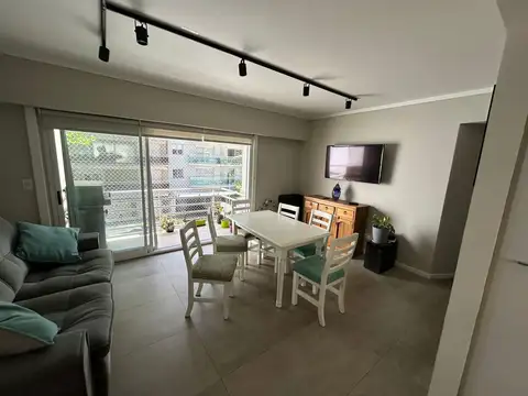 Departamento en alquiler 12 meses en Santa Fe 2500 de tres ambientes