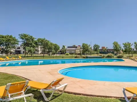 Terreno en Venta 20  mts Frente