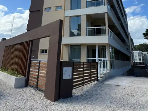 Avenida Del Mar Y Calle Picaflores