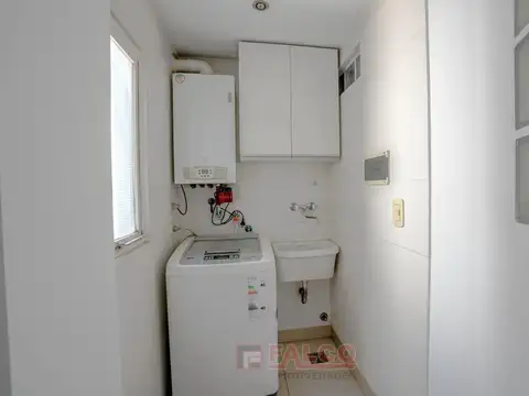 Oficina en Alquiler al Este