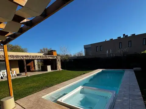 Casa en Lujan De Cuyo