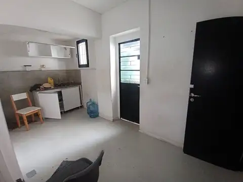 Depto Tipo Casa en Venta al Este