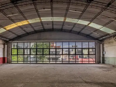 Av Caseros al 3300