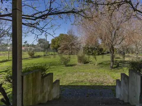 FRACCION DE TIERRA EN VENTA EN ABASTO LA PLATA