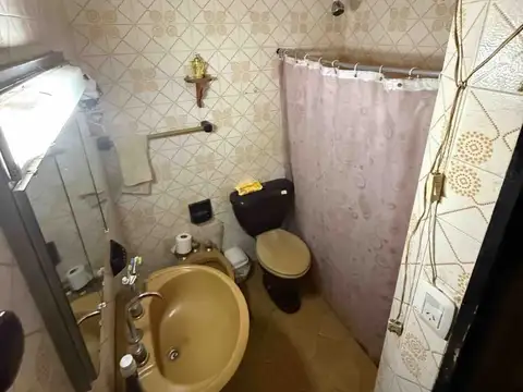 Casa en Venta en Castelar, USD 180.000