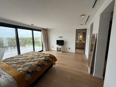 Casa en Alquiler de 5 dormitorios