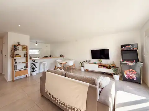 Depto Tipo Casa en Venta de 3 ambientes