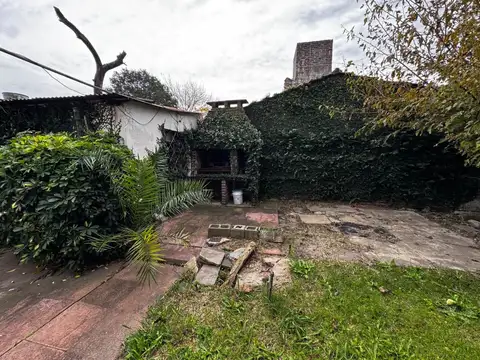 Casa en Venta en Villa Santos Tesei, USD 80.000