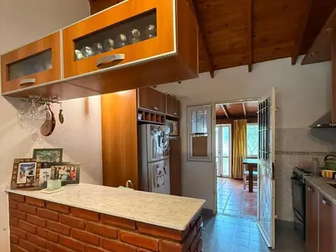 Casa 4 ambientes con 1 baño