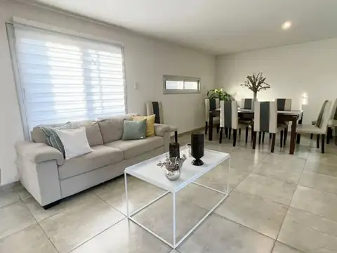 CASA VENTA ITUZAINGO 