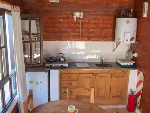 Complejo De 4 Cabañas En Venta Sierra De La Ventana Con Pileta Y Amplio Parque Acepta Financiacion Y Permuta 100